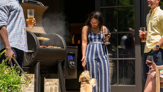 Long live summer! Long live the Broil King Baron Pellet 500 barbecue!