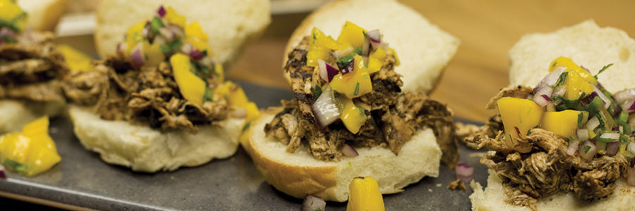 JAMAICAN JERK CHICKEN BOB-SLIDER